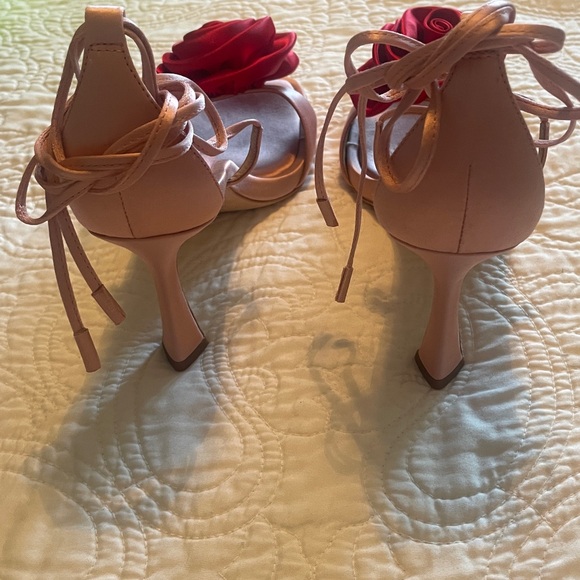 New NIB Badgley Mischka Janelle Ankle Tie Sandals Heels size 8.5 - Picture 10 of 15